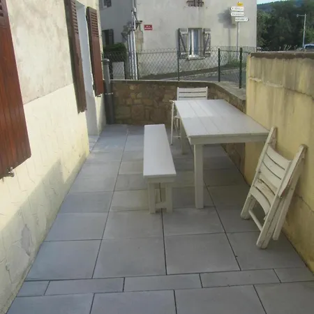 L 'echappe-loups Maison De 2 A 8 Personnes Et Garage Ferienhaus Chapelle-Agnon