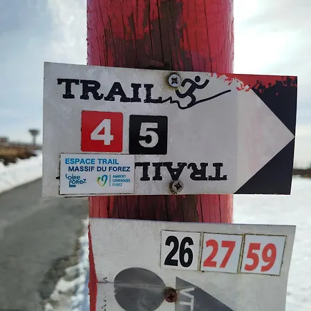 Casa vacanze L 'échappe-loups Maison De 2 à 8 Personnes Et Garage