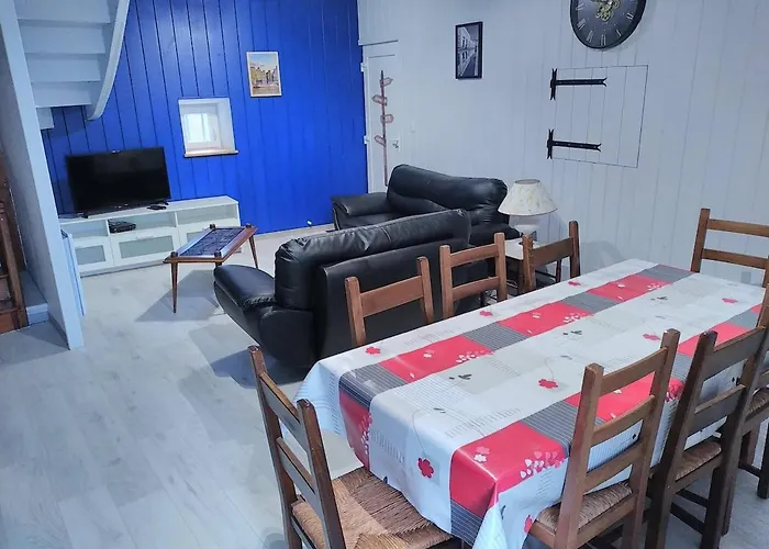 L 'échappe-loups Maison De 2 à 8 Personnes Et Garage Hébergement de vacances