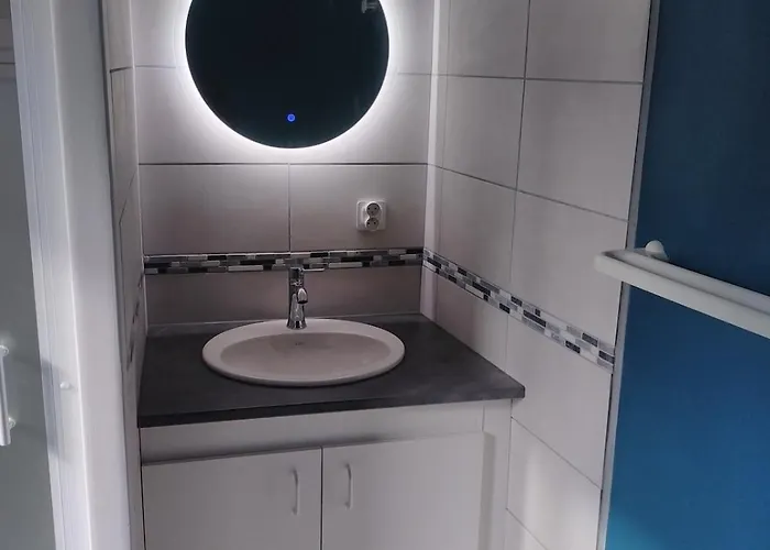 L 'échappe-loups Maison De 2 à 8 Personnes Et Garage *