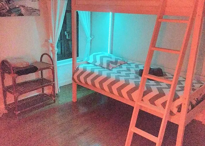 Hébergement de vacances L 'échappe-loups Maison De 2 à 8 Personnes Et Garage