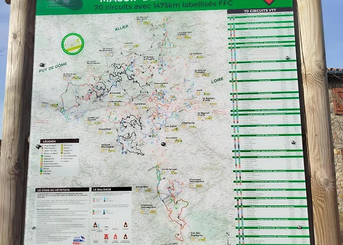 Hébergement de vacances L 'échappe-loups Maison De 2 à 8 Personnes Et Garage